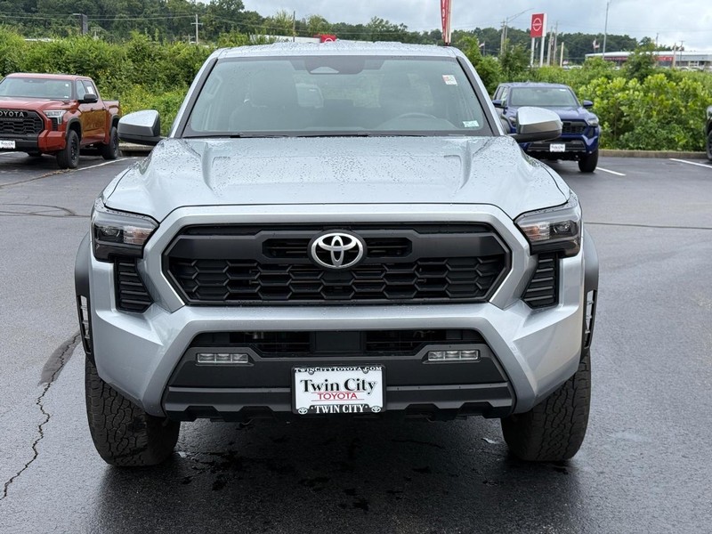 Toyota Tacoma 4WD Vehicle Image 10