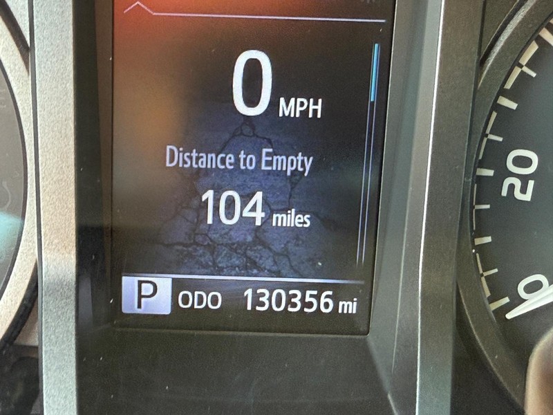 Toyota Tacoma Vehicle Image 21
