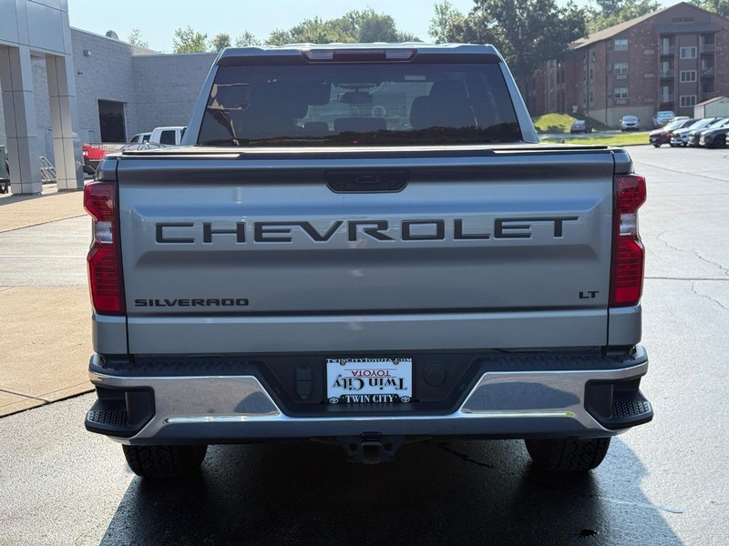 Chevrolet Silverado 1500 Vehicle Image 5