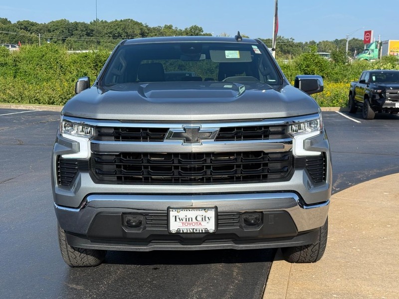 Chevrolet Silverado 1500 Vehicle Image 10