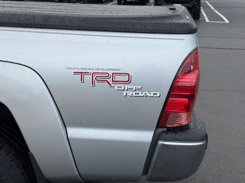 Toyota Tacoma Vehicle Image 7