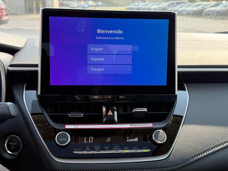Toyota Corolla Vehicle Image 9