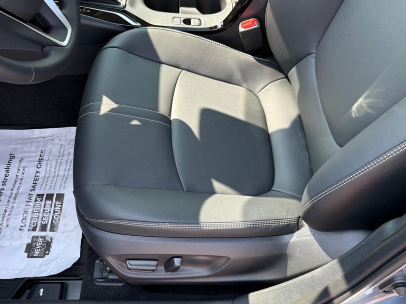 Toyota Corolla Vehicle Image 11