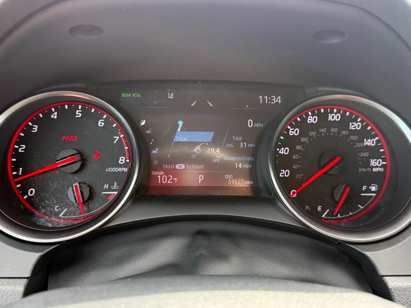 Toyota Camry Vehicle Image 18