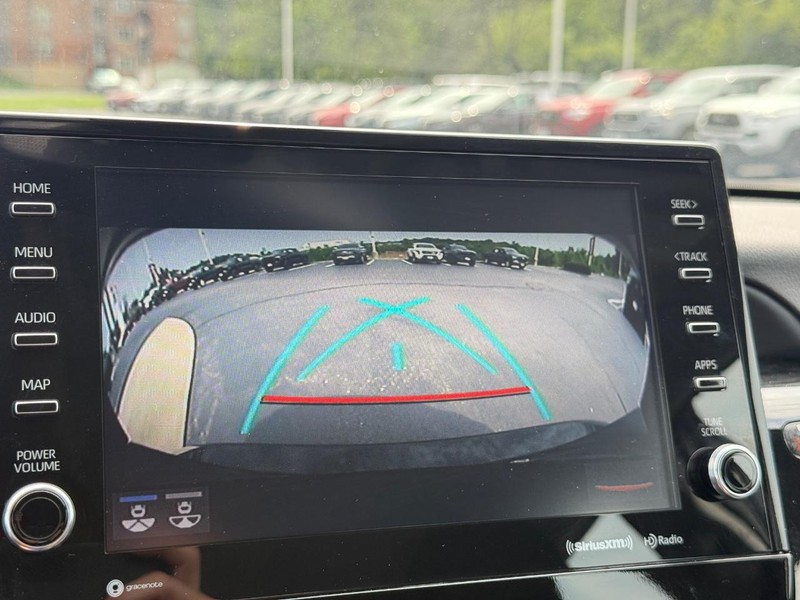 Toyota Camry Vehicle Image 20