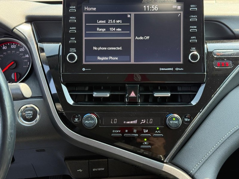Toyota Camry Vehicle Image 14
