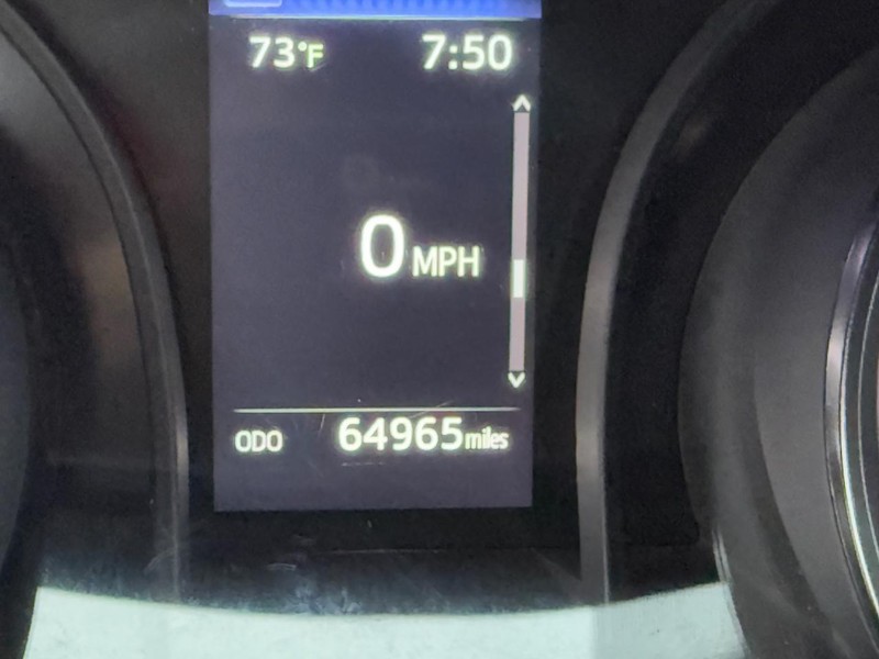 Toyota Camry Vehicle Image 20