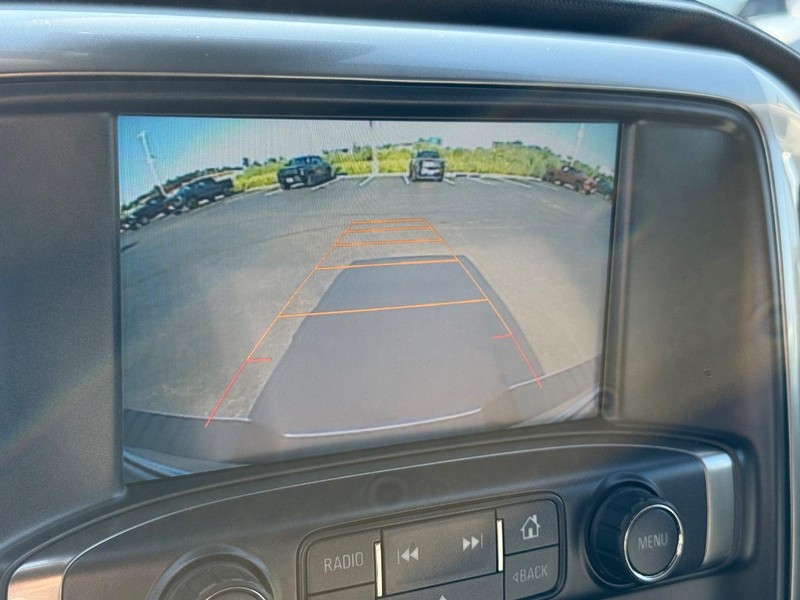 Chevrolet Silverado 3500HD Vehicle Image 23