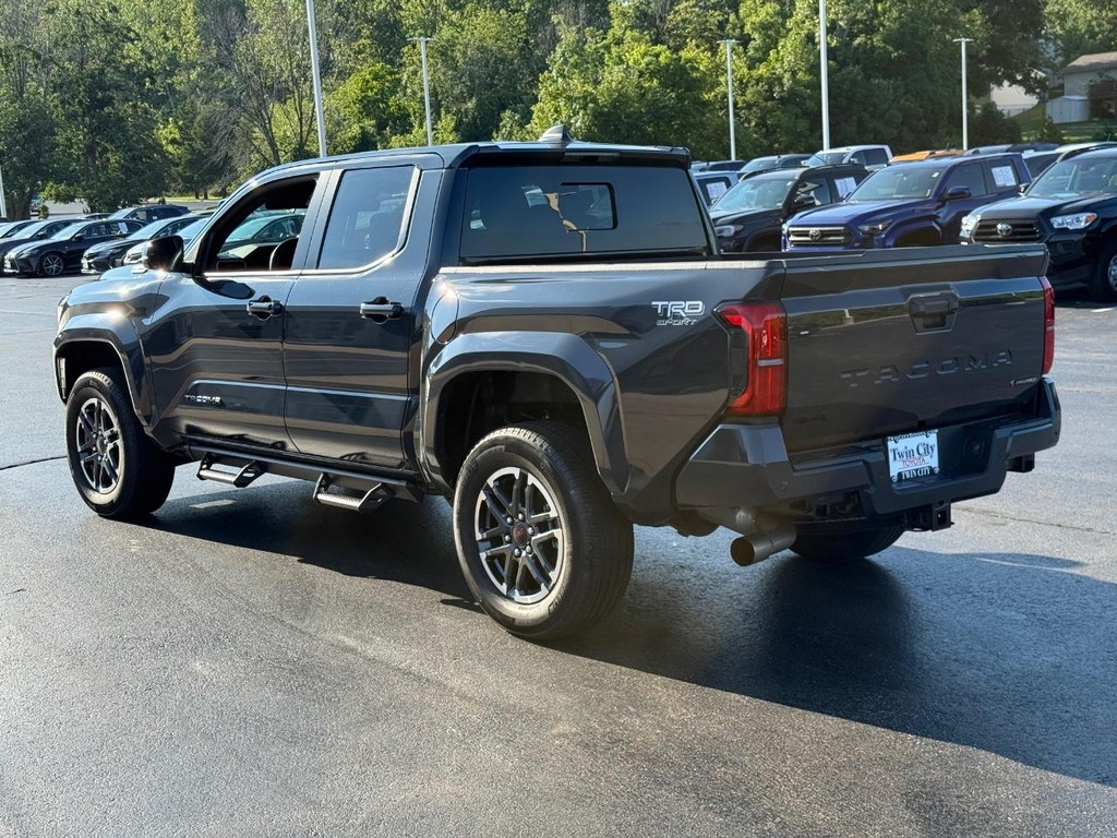 Toyota Tacoma 4WD Hybrid Vehicle Image 6