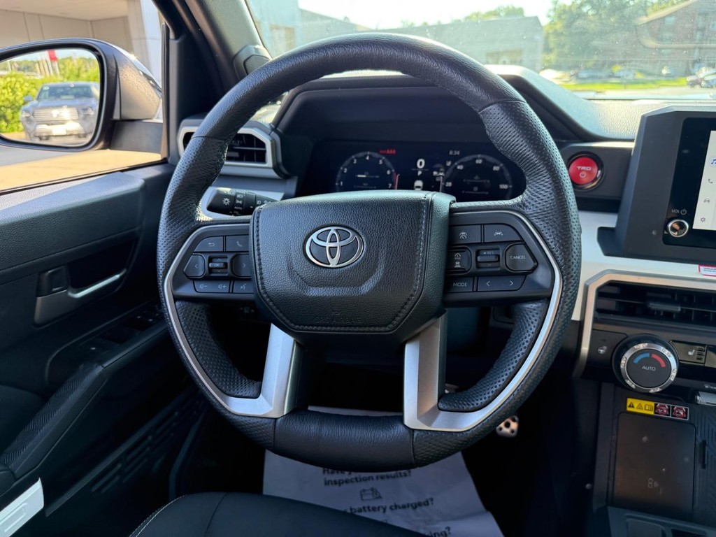 Toyota Tacoma 4WD Hybrid Vehicle Image 14