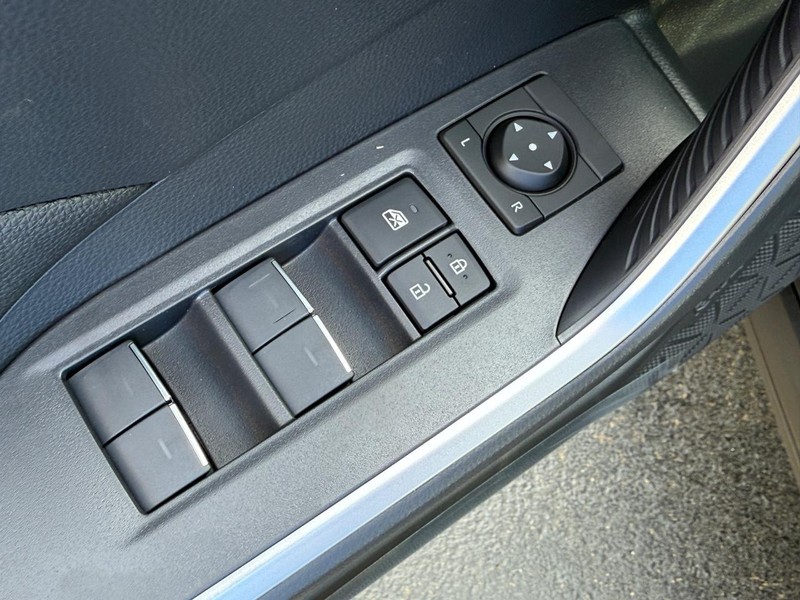 Toyota RAV4 Plug-In Hybrid Vehicle Image 10