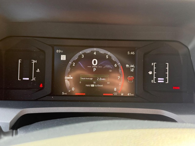 Toyota 4Runner Vehicle Image 14