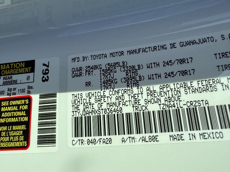Toyota Tacoma 2WD Vehicle Image 13
