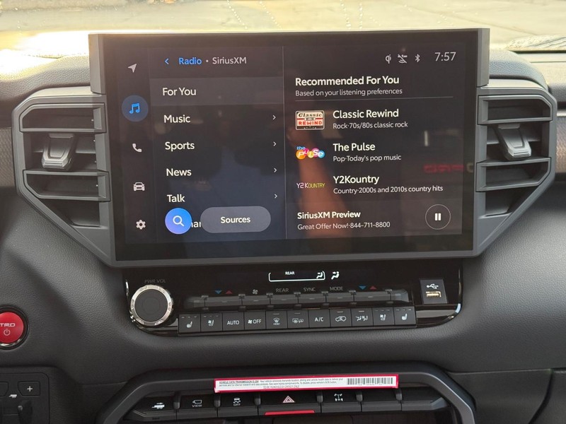 Toyota Sequoia Vehicle Image 15