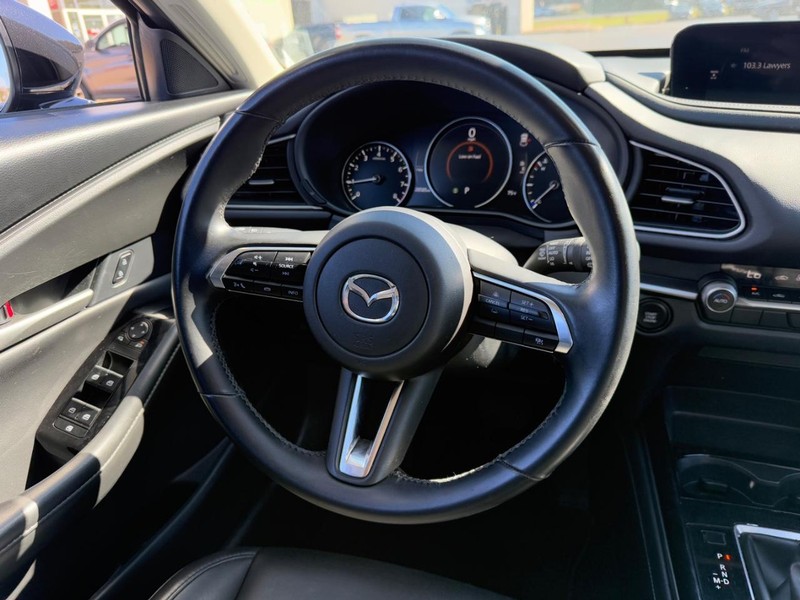 Mazda CX-30 Vehicle Image 12