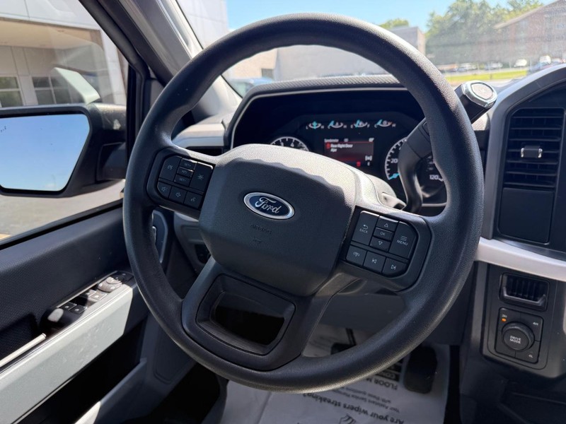 Ford F-150 Vehicle Image 12