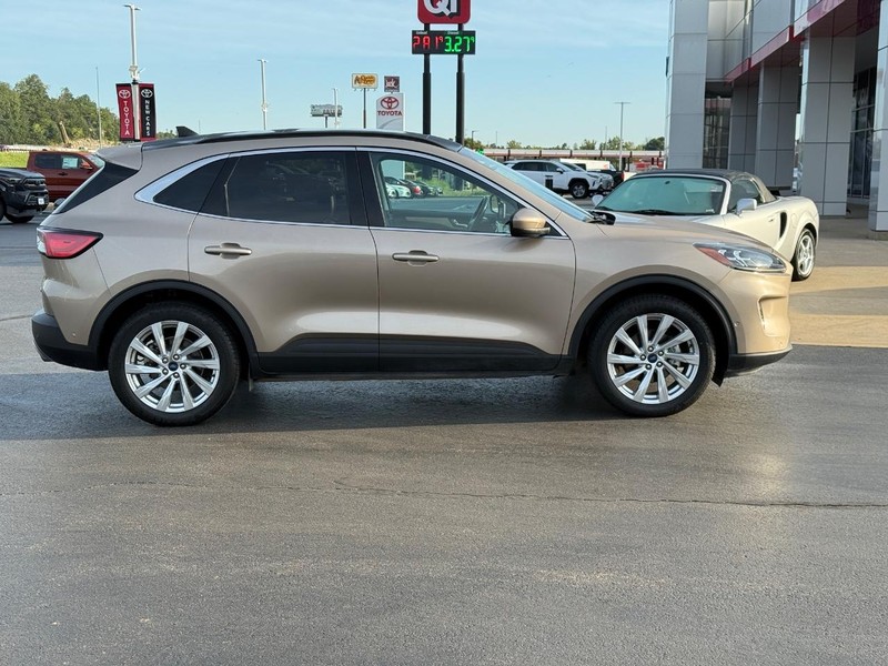 Ford Escape Vehicle Image 2