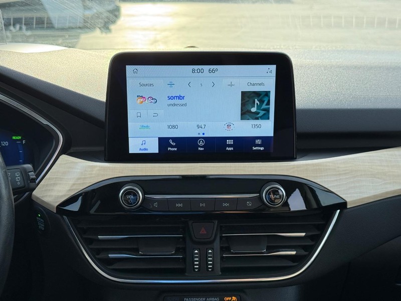 Ford Escape Vehicle Image 10