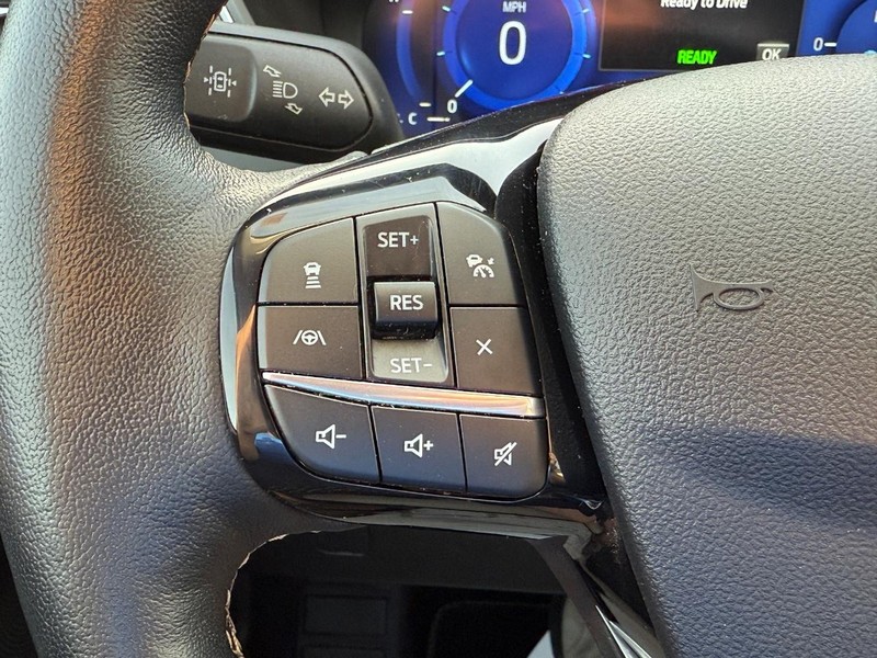 Ford Escape Vehicle Image 15