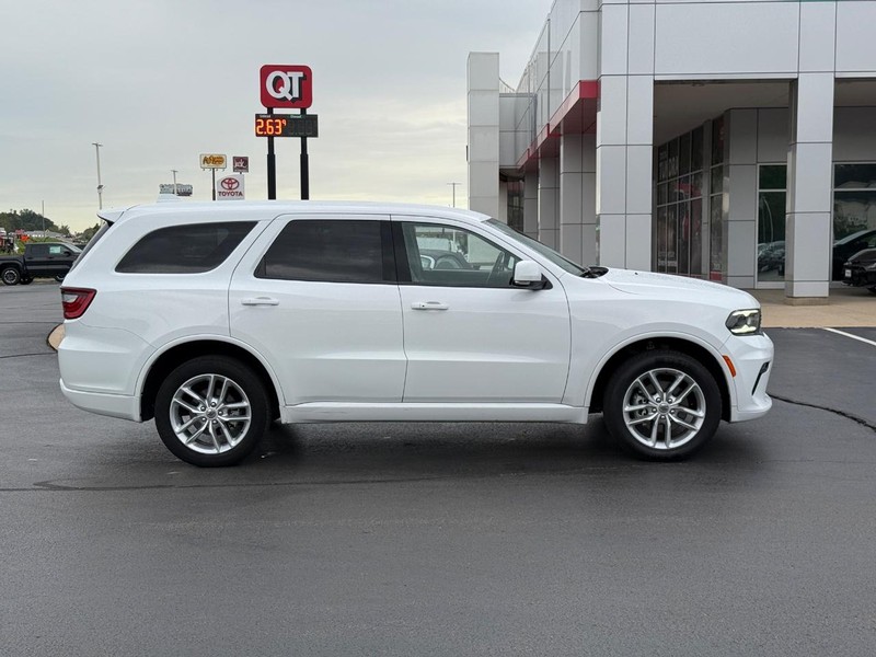 Dodge Durango Vehicle Image 2