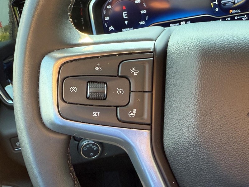 Chevrolet Silverado 1500 Vehicle Image 17