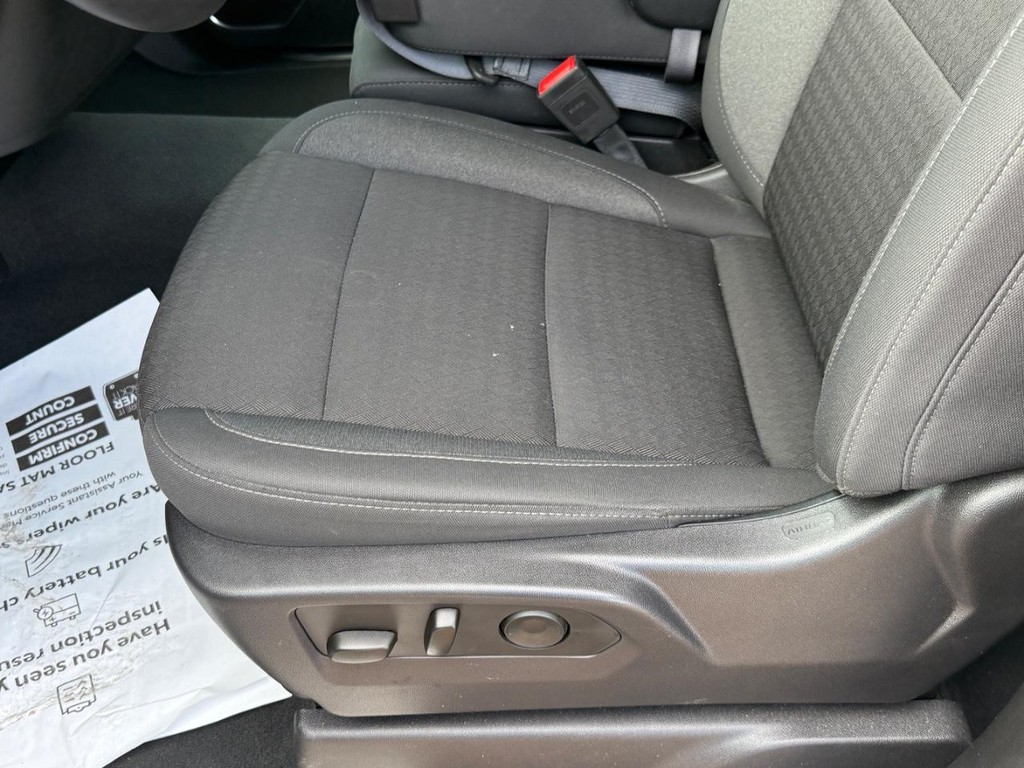 Chevrolet Silverado 1500 Vehicle Image 16