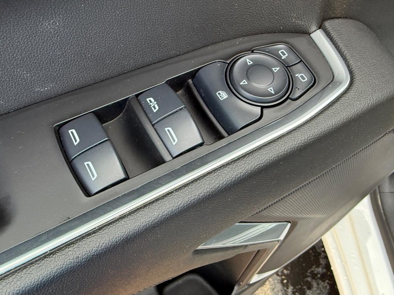 Chevrolet Silverado 1500 Vehicle Image 15
