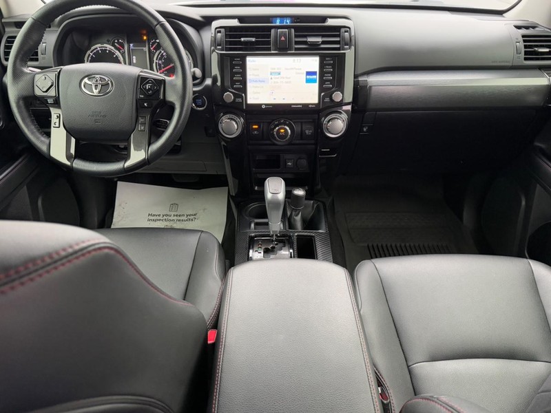 Toyota 4Runner Vehicle Image 12