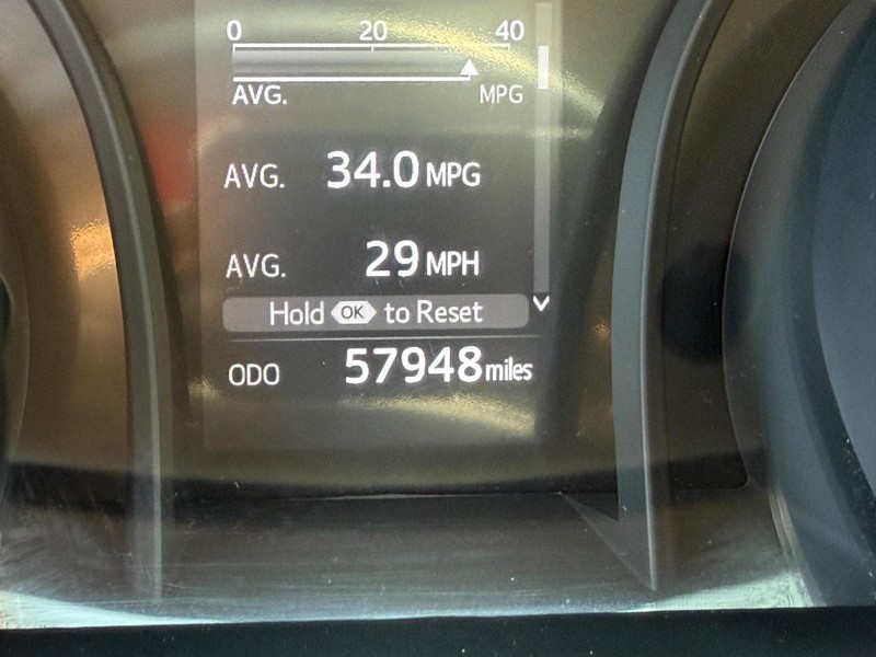 Toyota Camry Vehicle Image 22