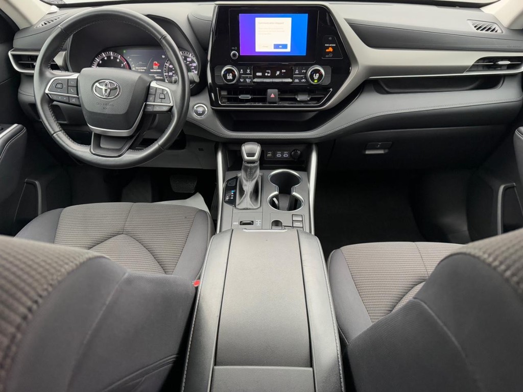 Toyota Highlander Vehicle Image 13