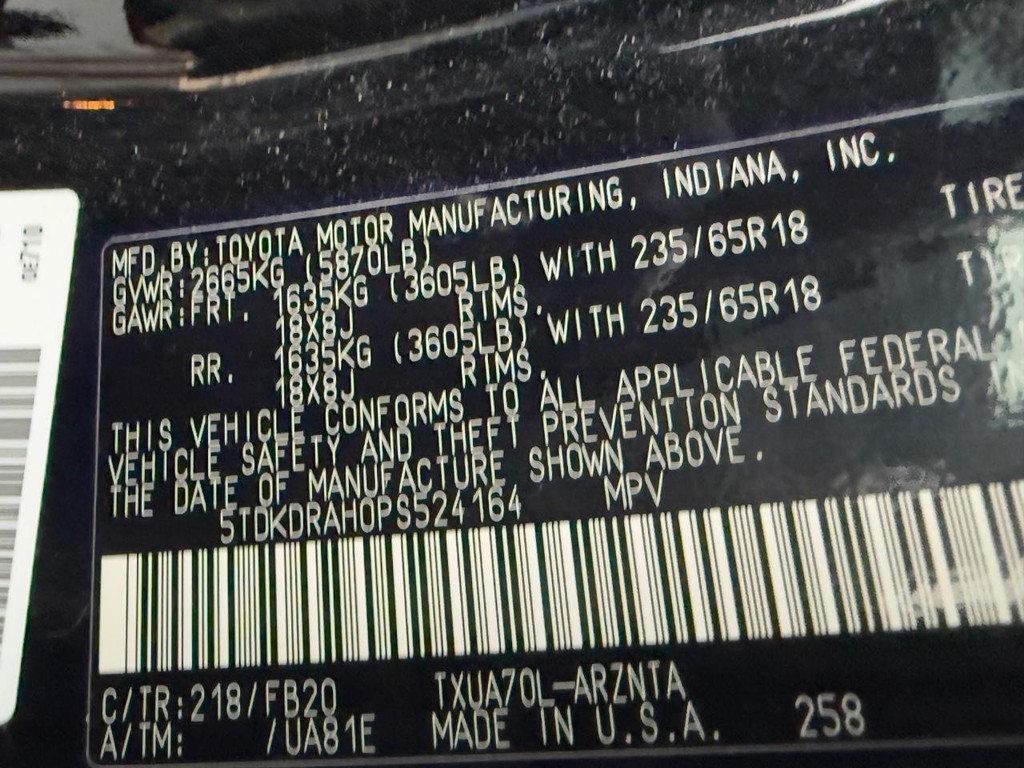 Toyota Highlander Vehicle Image 23