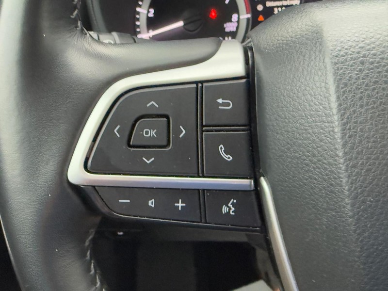 Toyota Highlander Vehicle Image 18