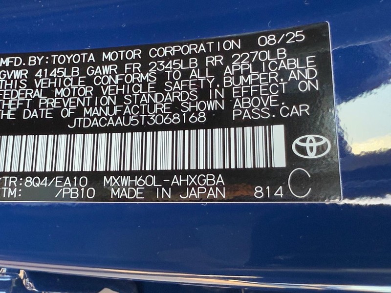 Toyota Prius Vehicle Image 17