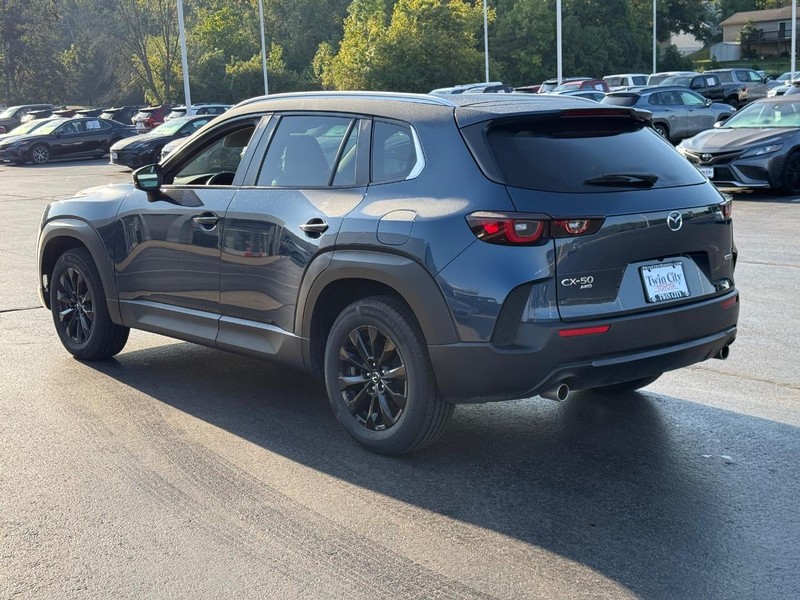 Mazda CX-50 Vehicle Image 6