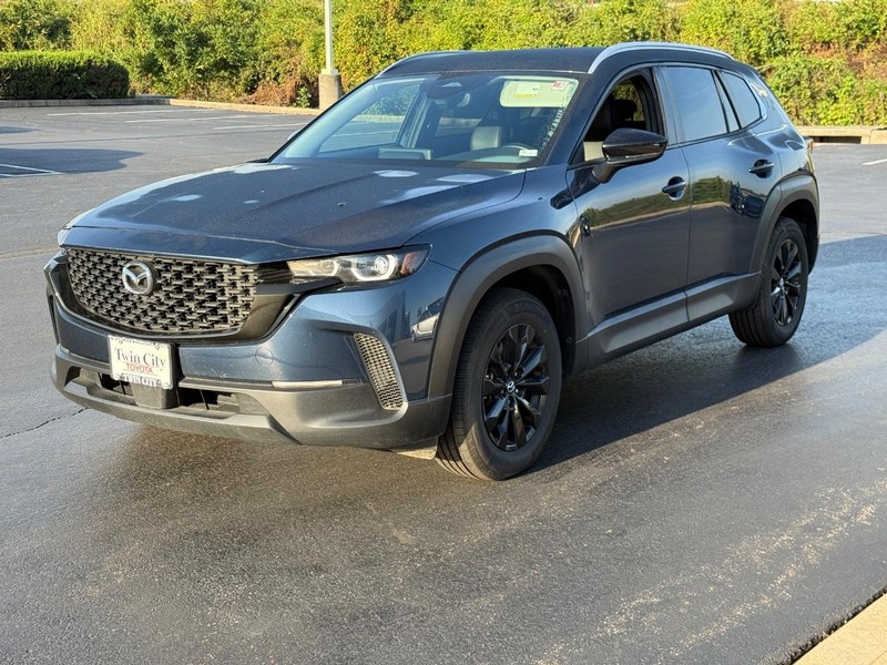Mazda CX-50 Vehicle Image 8