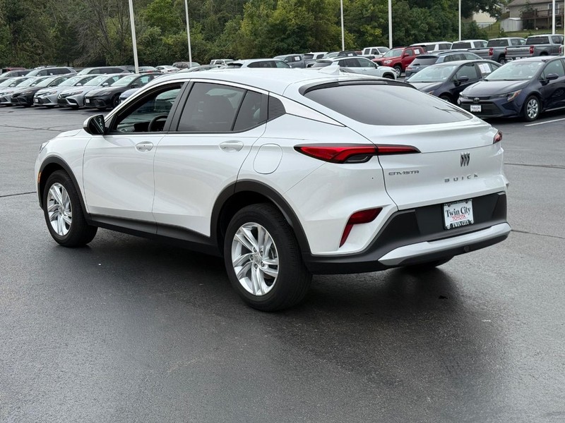 Buick Envista Vehicle Image 6