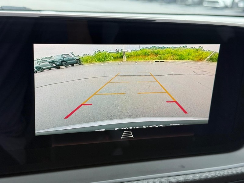 Buick Envista Vehicle Image 21