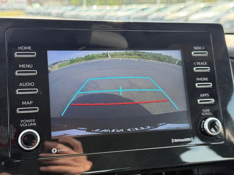 Toyota Camry Vehicle Image 21