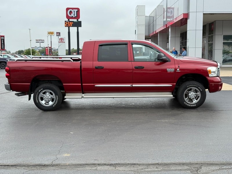 Dodge Ram 2500 Vehicle Image 2