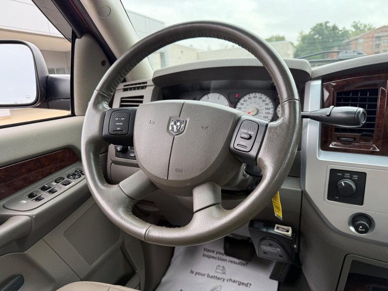 Dodge Ram 2500 Vehicle Image 13