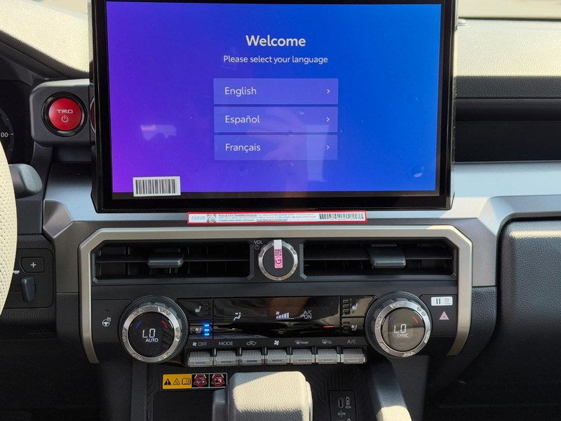 Toyota Tacoma 4WD Vehicle Image 10