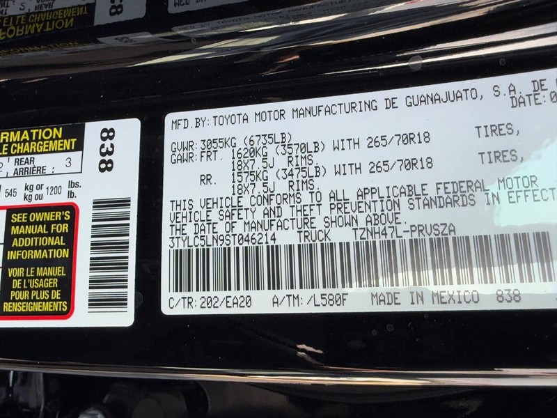 Toyota Tacoma 4WD Vehicle Image 19