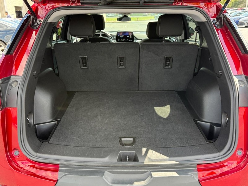 Chevrolet Blazer Vehicle Full-screen Gallery Image 04