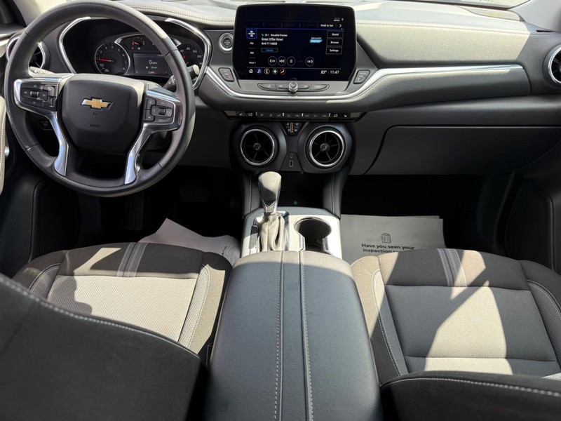 Chevrolet Blazer Vehicle Full-screen Gallery Image 11