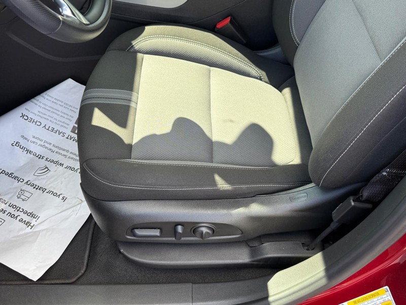 Chevrolet Blazer Vehicle Full-screen Gallery Image 15