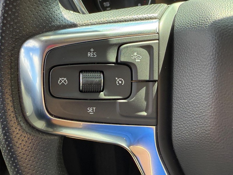 Chevrolet Blazer Vehicle Full-screen Gallery Image 16