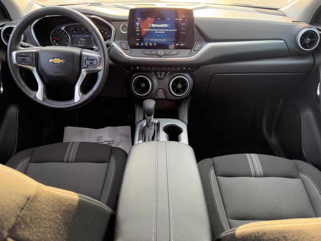 Chevrolet Blazer Vehicle Image 11