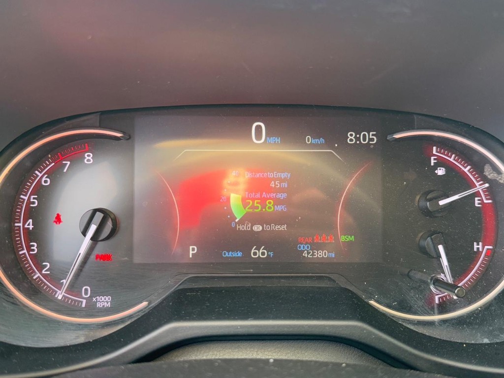 Toyota RAV4 Vehicle Image 19