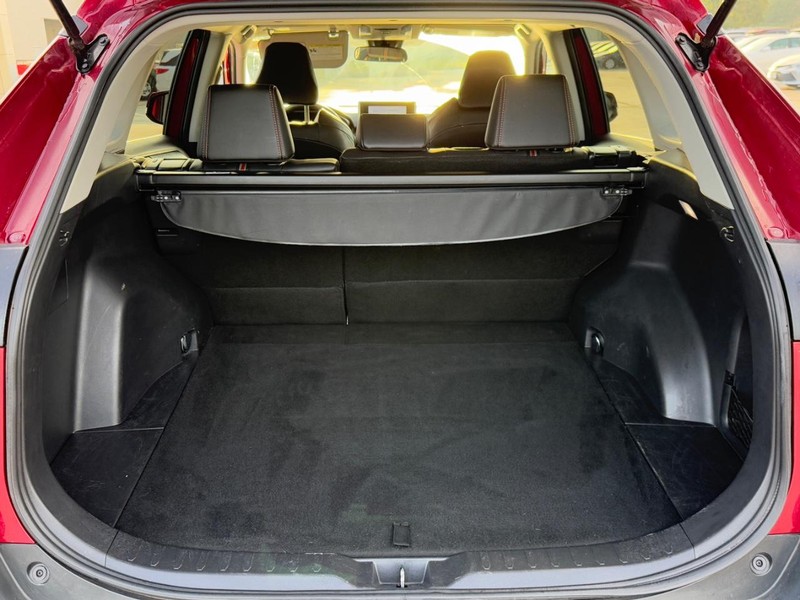 Toyota RAV4 Vehicle Image 4