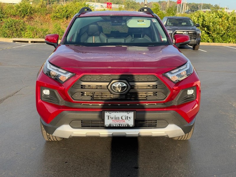 Toyota RAV4 Vehicle Image 10